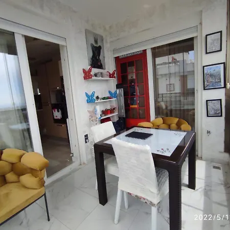 Muhtesem Bir Ev! Olimpik Havuz Tatil Cenneti Apartment